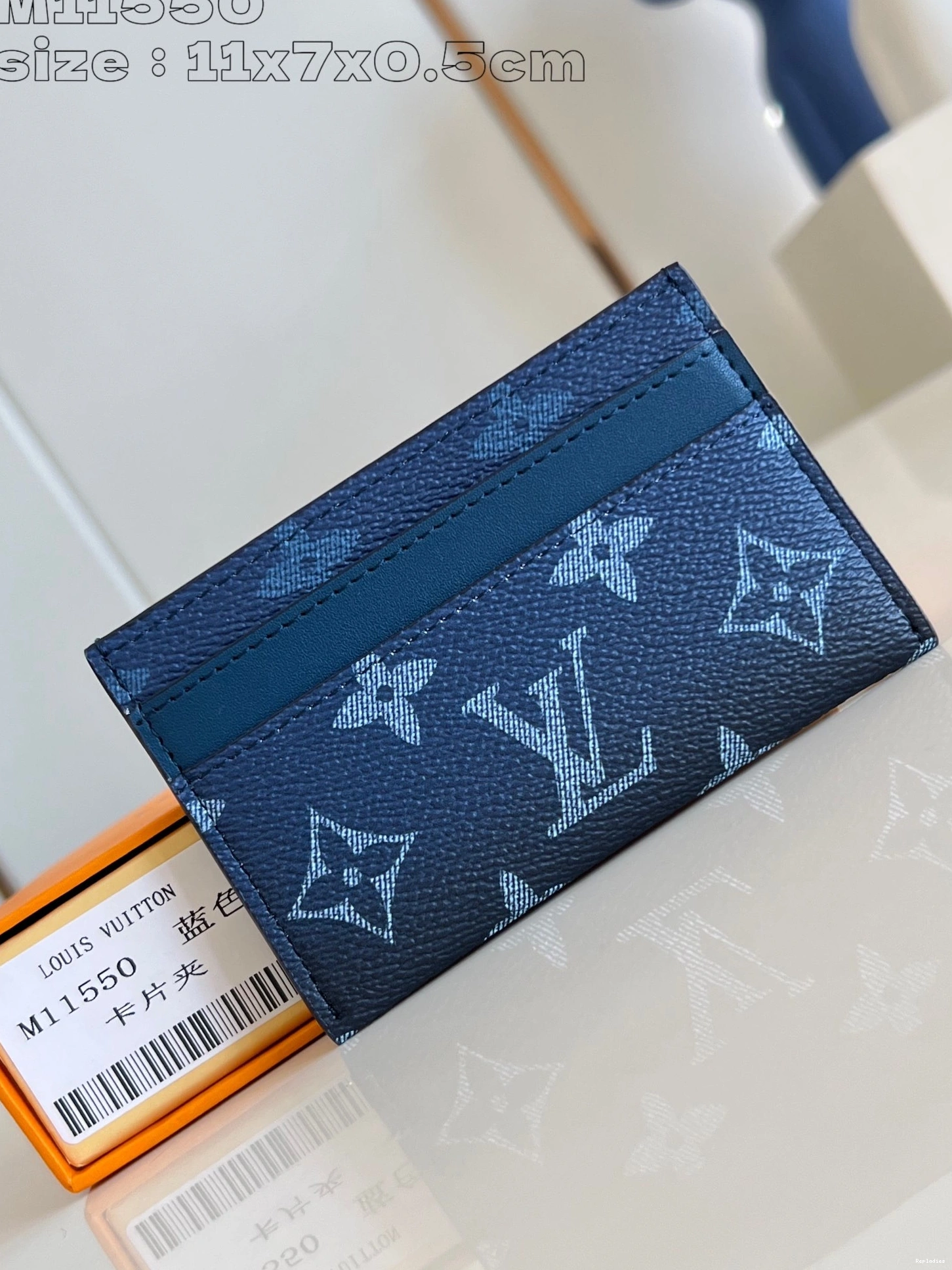 HOLDER-11*7*0.5cm VUITTON LOUIS CARD 0824